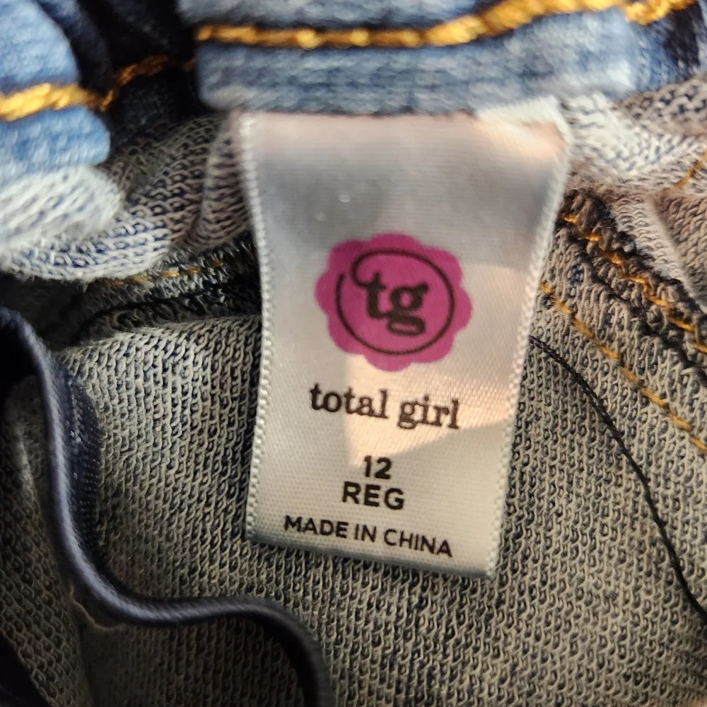 Total Girl Jean's